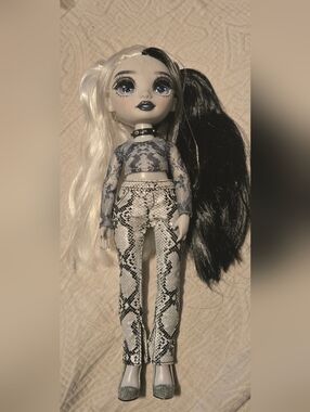 Rainbow High Shadow High Heather Grayson fashion doll.